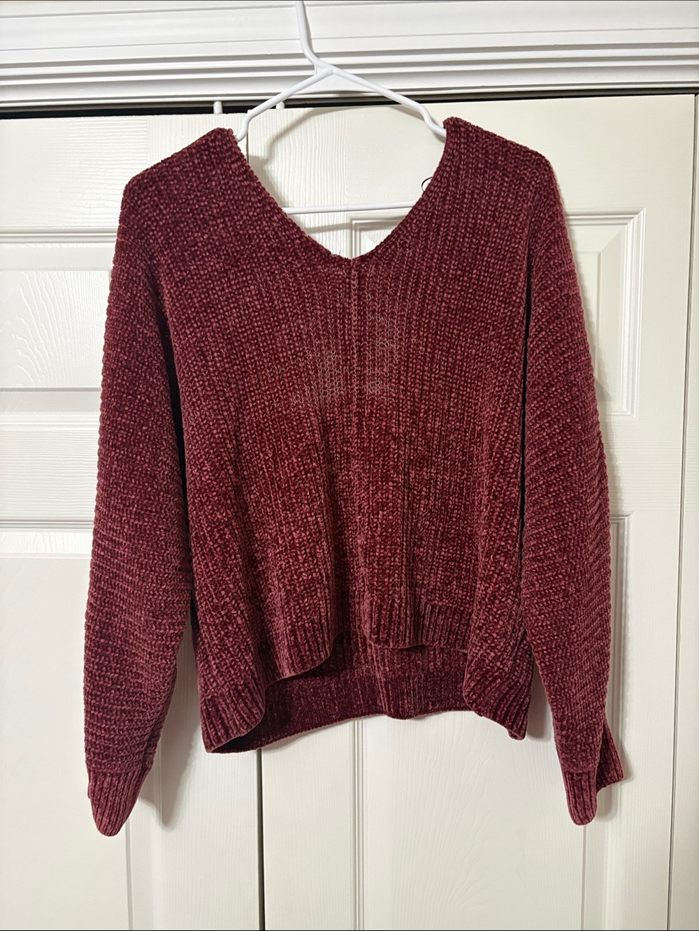 Pink Rose V-Neck Chenille Sweater - Wine